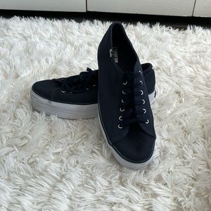 Keds size 8.5 platform , Navy blue with silver trim